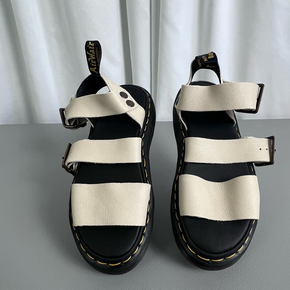 Dr. Martens Womens tan Sandals size 6 - Picture 8 of 8